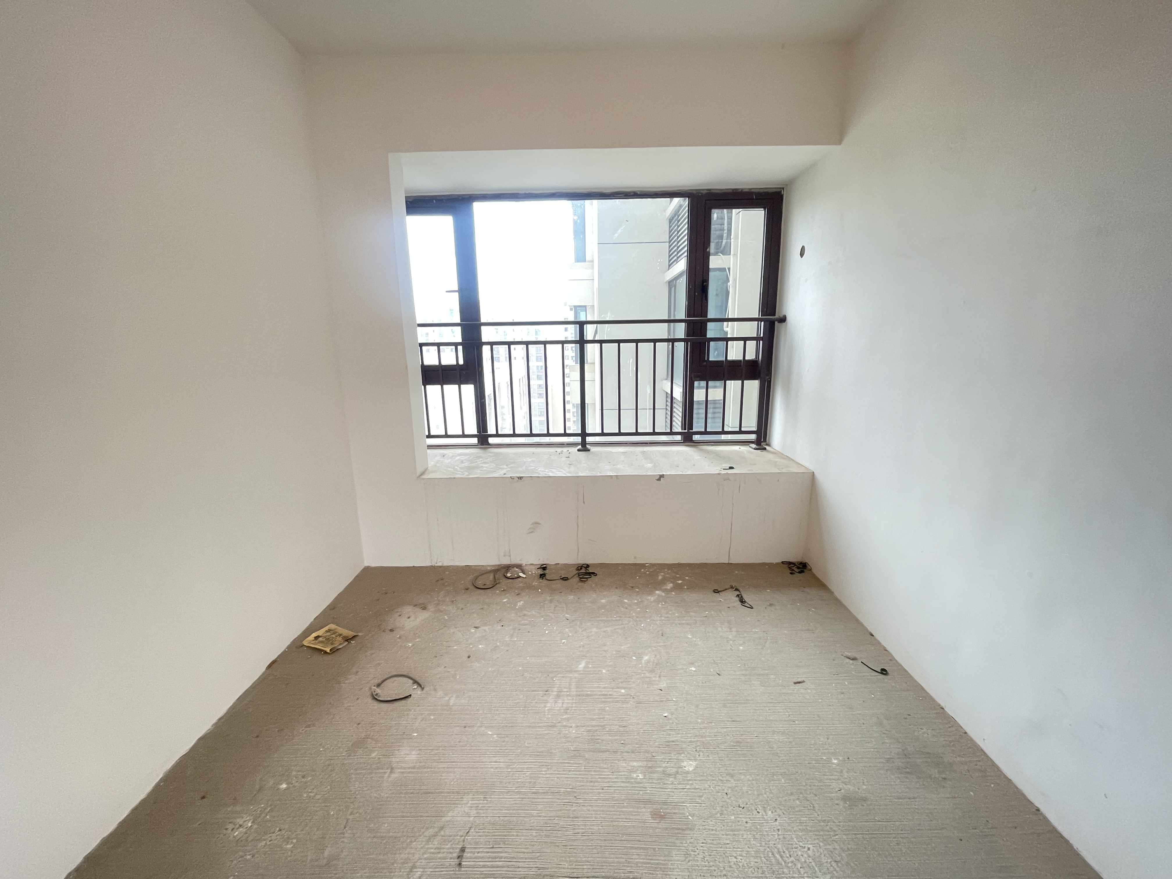 绵阳西城君悦华府，3室2厅2卫，115㎡，售价88万 绵阳二手房