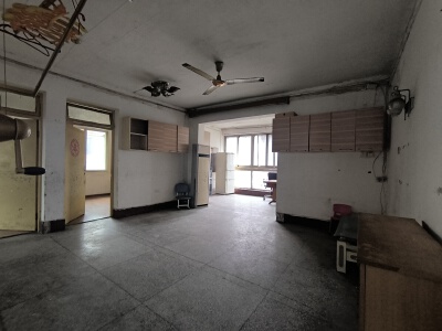 康居大院小区，3室2厅1卫，103㎡，简装，售价39.80万
