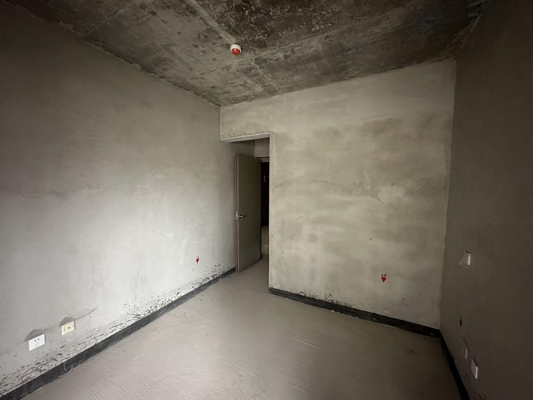 绵阳海赋长兴三期，3室2厅2卫，89㎡，毛坯，售价95万 绵阳二手房
