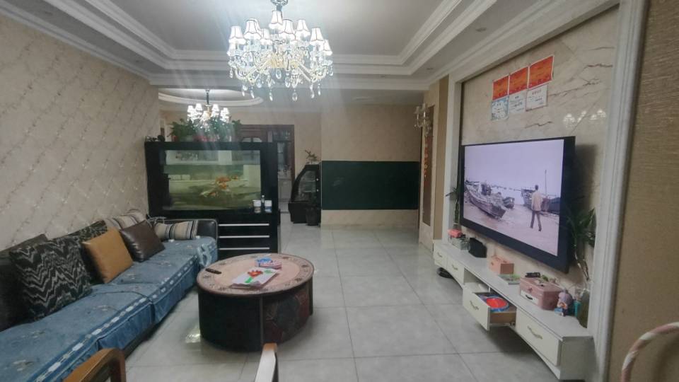 绵阳倍特领尚二期，3室2厅2卫，124.9㎡，精装，售价113万 绵阳二手房