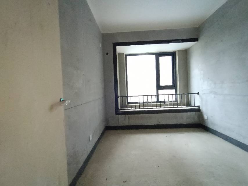 绵阳朗基香醍湾，3室2厅2卫，99.00㎡，毛坯，售价110.00万 绵阳二手房