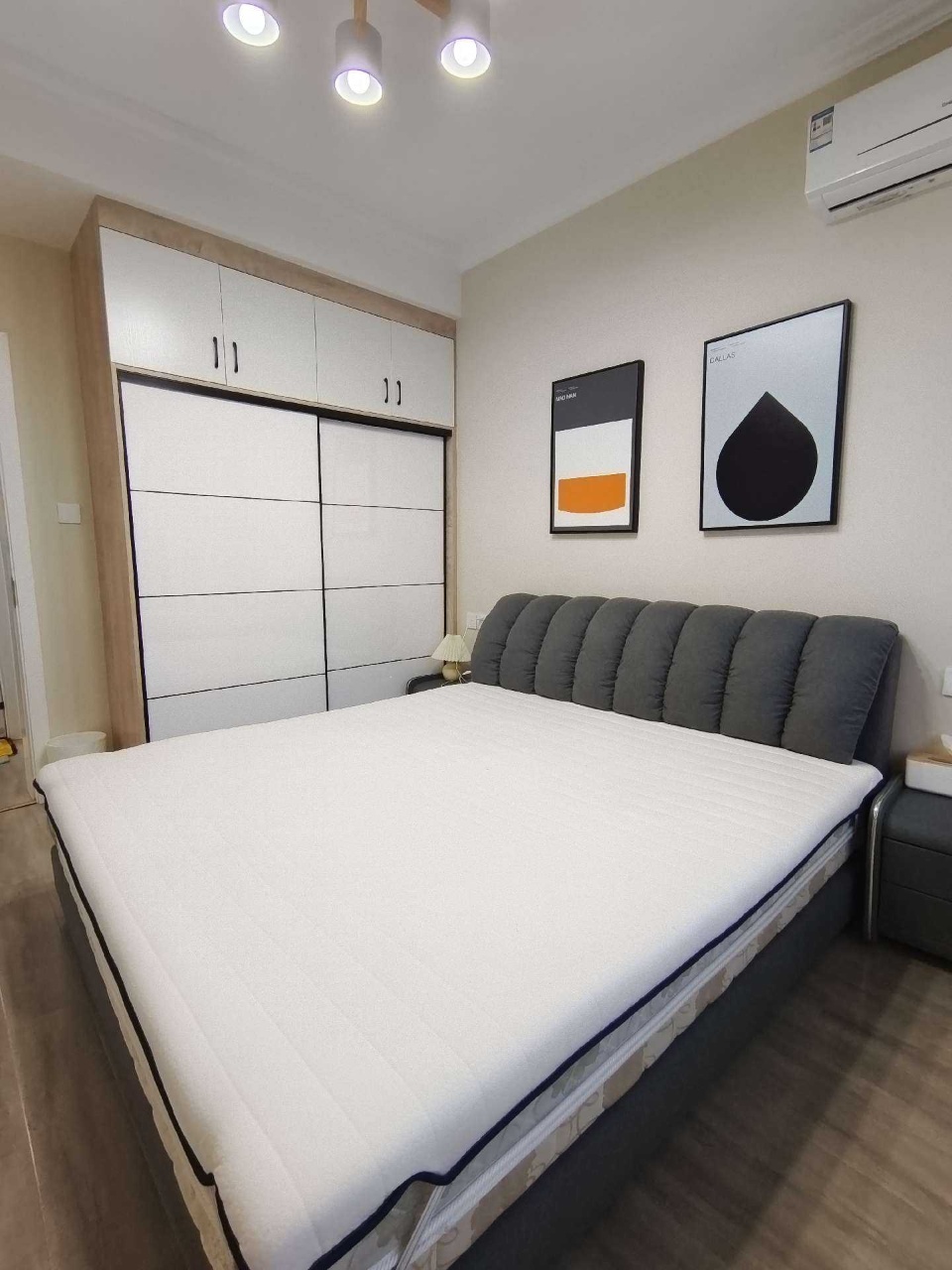 绵阳南山一号二期御珑藏，3室2厅1卫，89.00㎡，精装，租金2300.00元/月 绵阳租房
