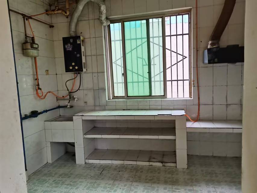 绵阳嘉来老龙山小区，2室1厅1卫，65㎡，普装，租金600元/月 绵阳租房