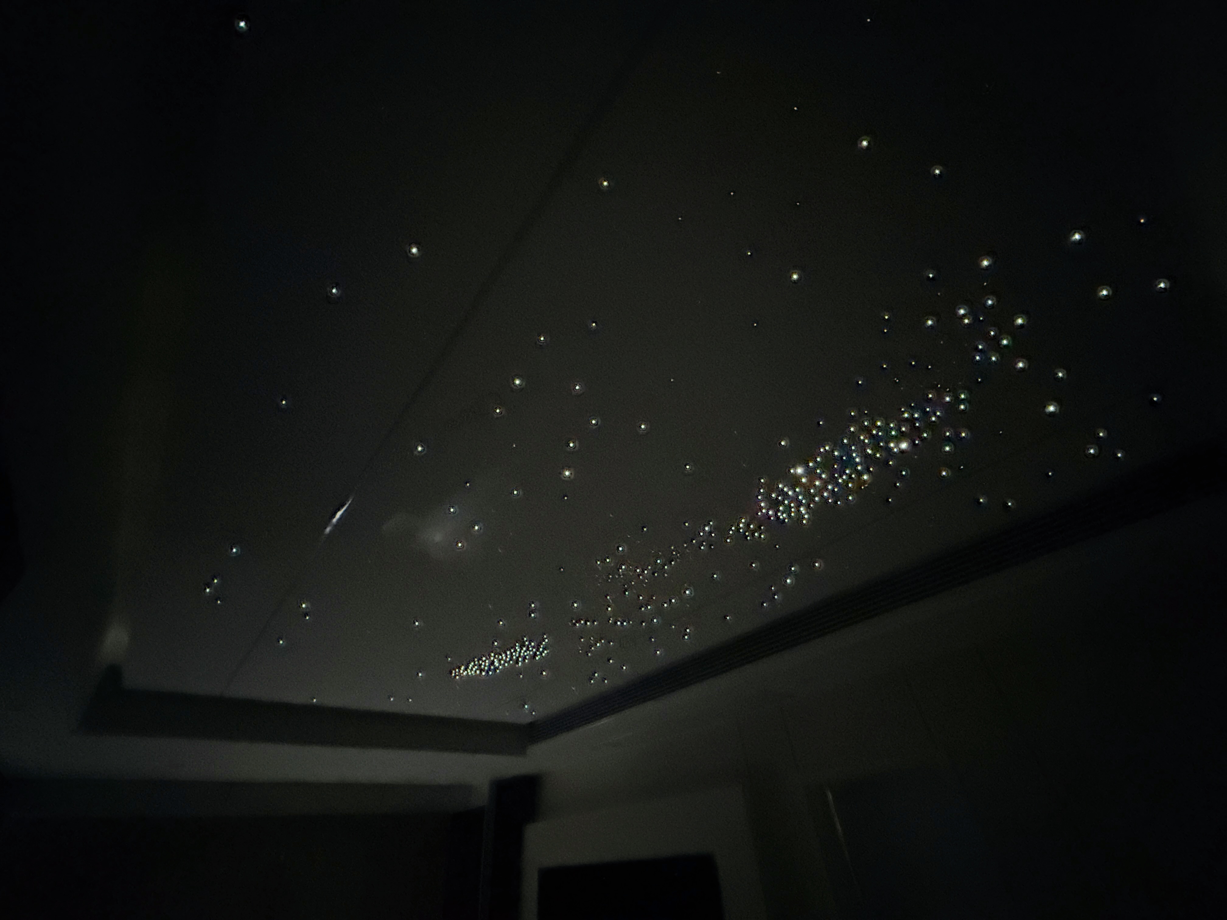 绵阳布鲁斯 火炬实小 阔景中庭视野 轻奢星空顶三房双卫 实景 绵阳二手房
