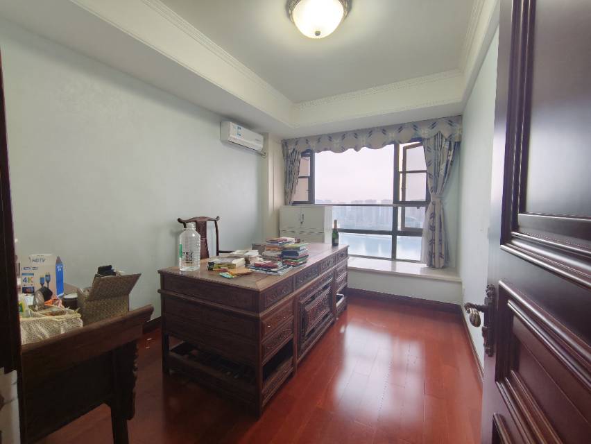 绵阳富临桃花岛，3室2厅2卫，136㎡，售价110万 绵阳二手房
