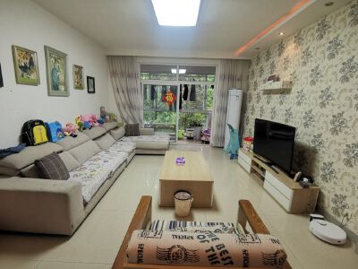 小岛花园二期 三室双卫带10㎡入户花园