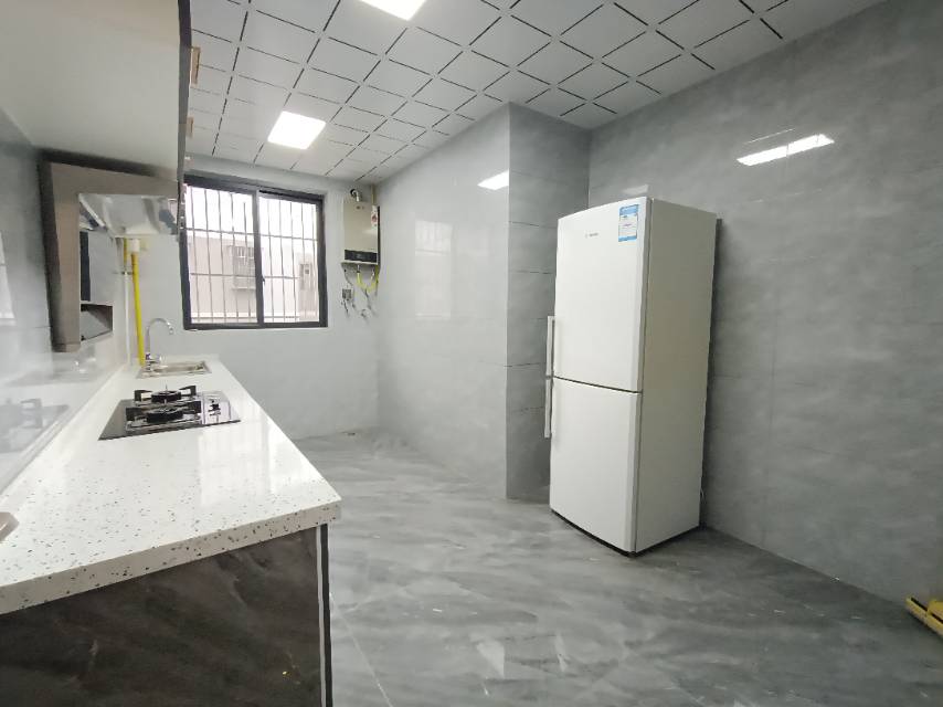 绵阳锦林俊域，3室2厅2卫，128.00㎡，精装，售价98.00万 绵阳二手房