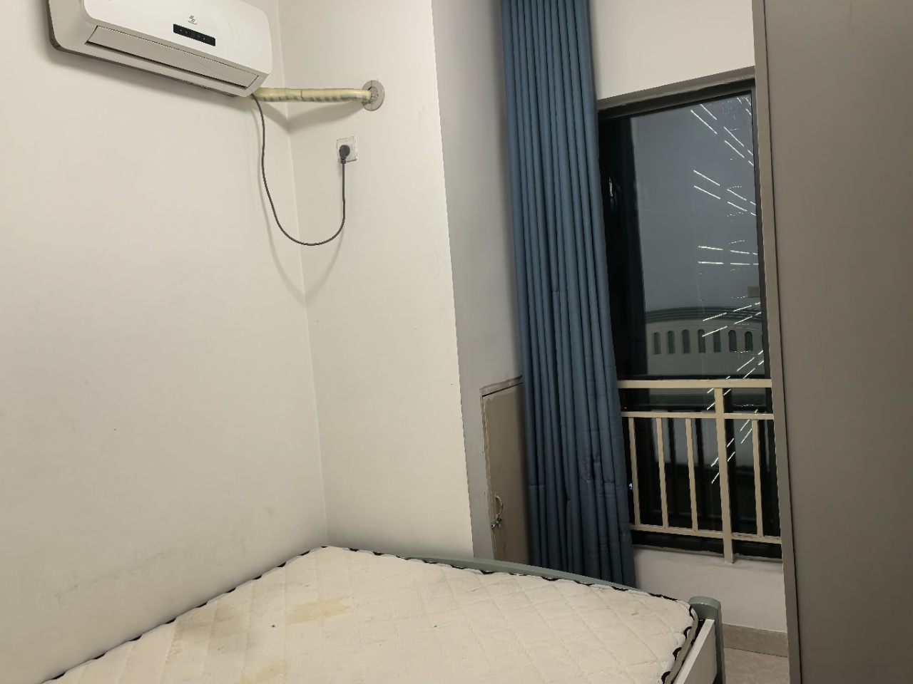 绵阳崇尚国际，2室0厅1卫，76.00㎡，精装，租金1800.00元/月 绵阳租房