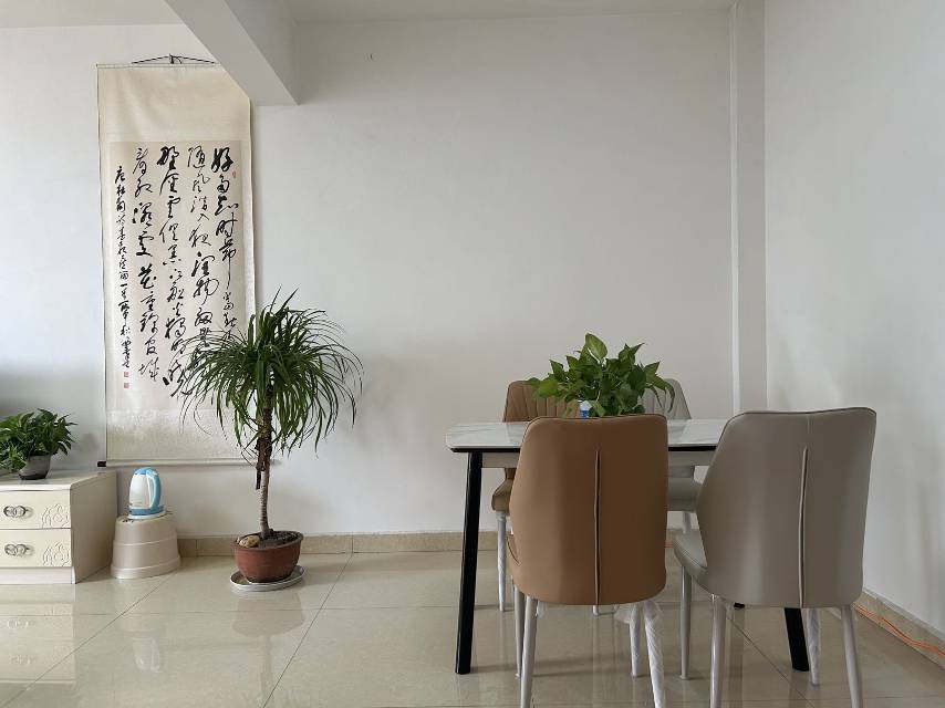 绵阳思源颐和居，2室2厅1卫，77㎡，租金1600元/月 绵阳租房