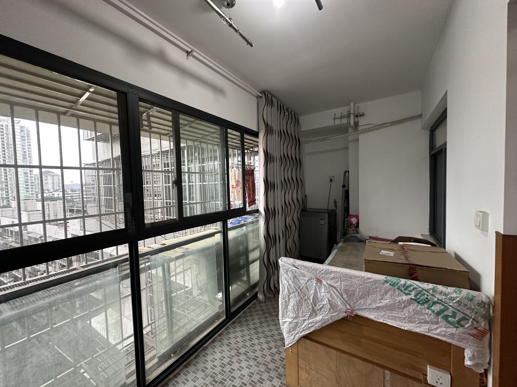 绵阳水印三江，1室1厅1卫，57.46㎡，售价68万 绵阳二手房