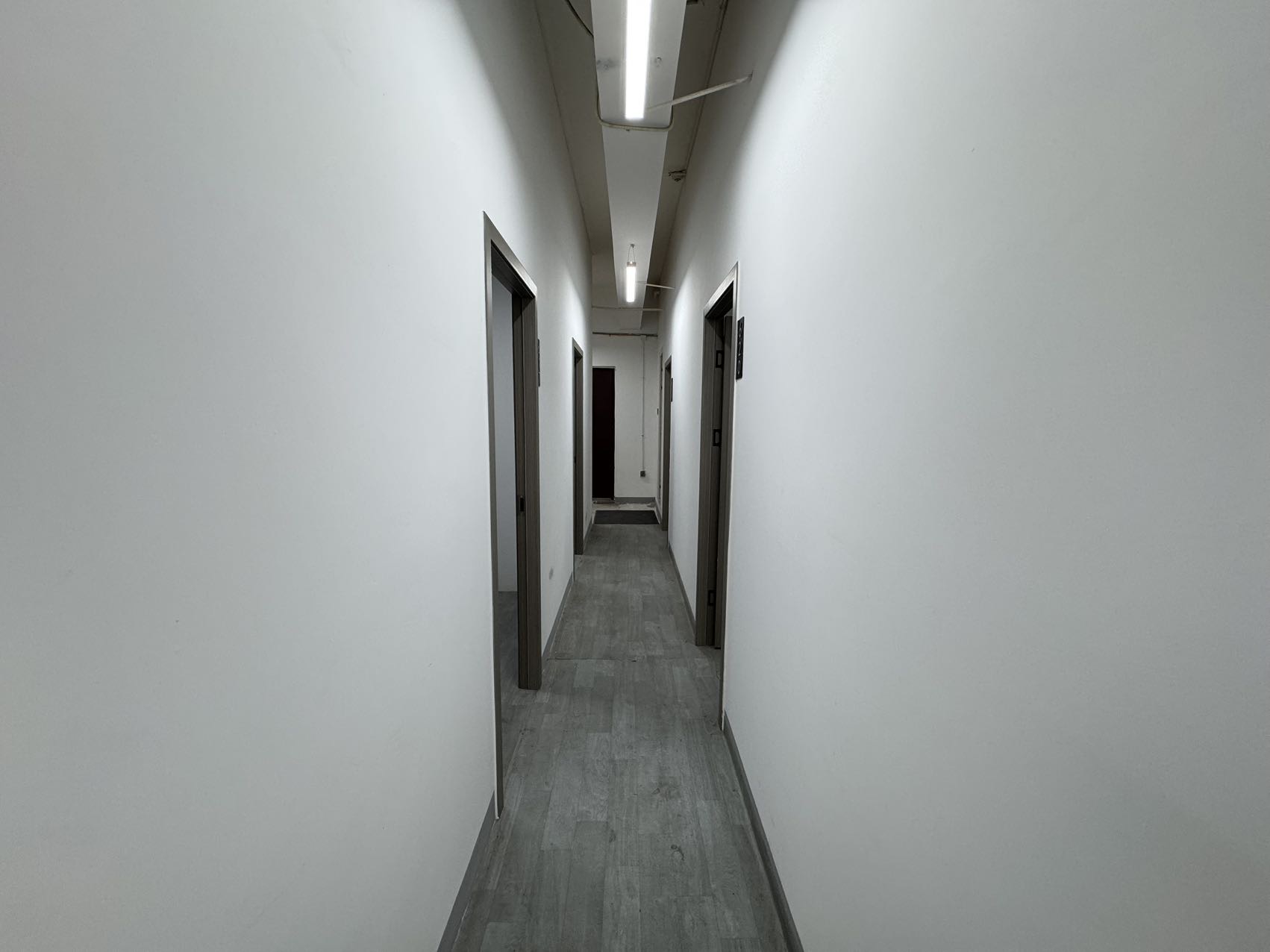 绵阳万达SOHO，1室1厅1卫，92㎡，租金2000元/月 绵阳租房