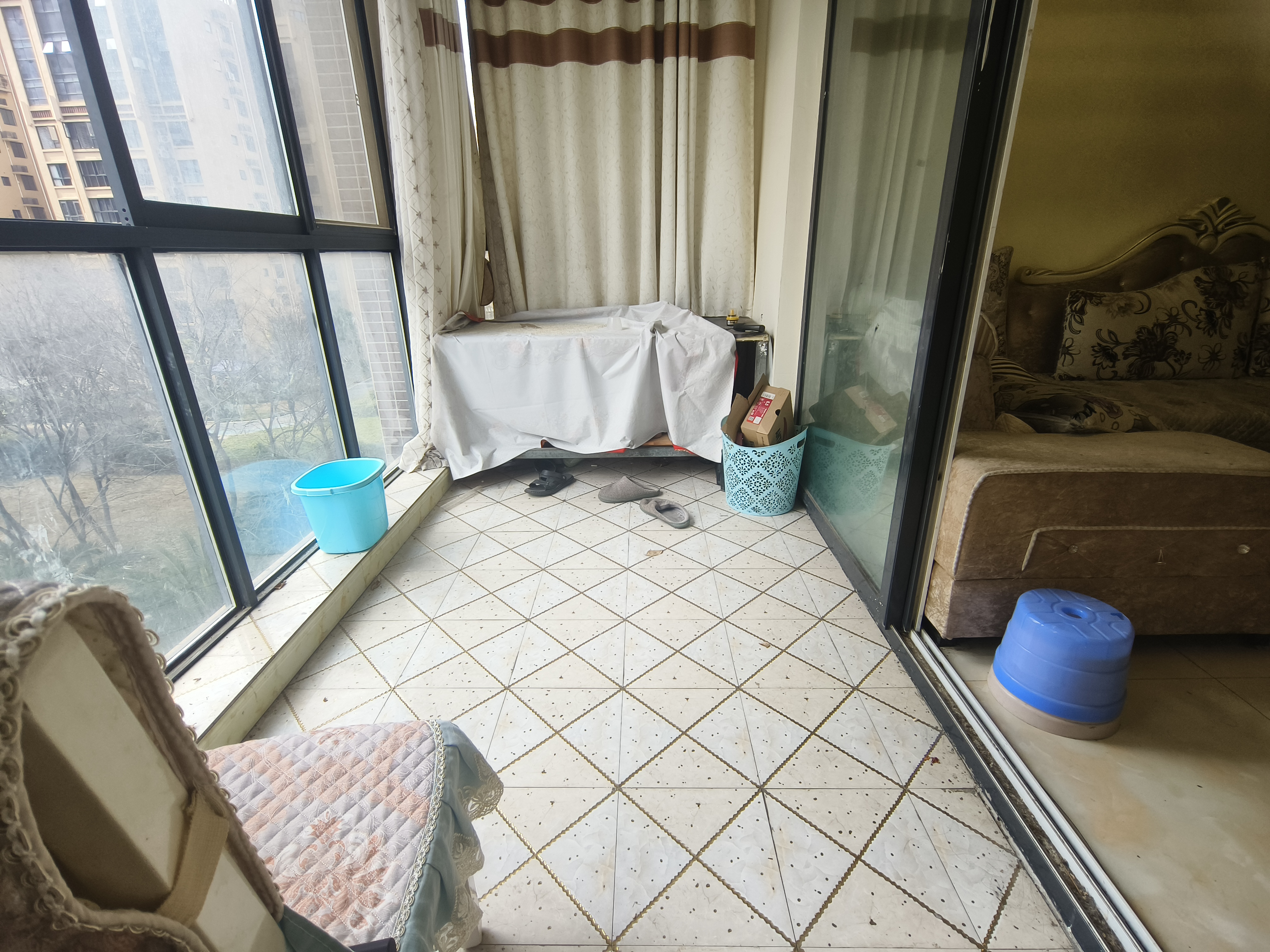 绵阳三江启航学校 电梯小高层 精装3房双卫  万达旁配套完善 绵阳二手房