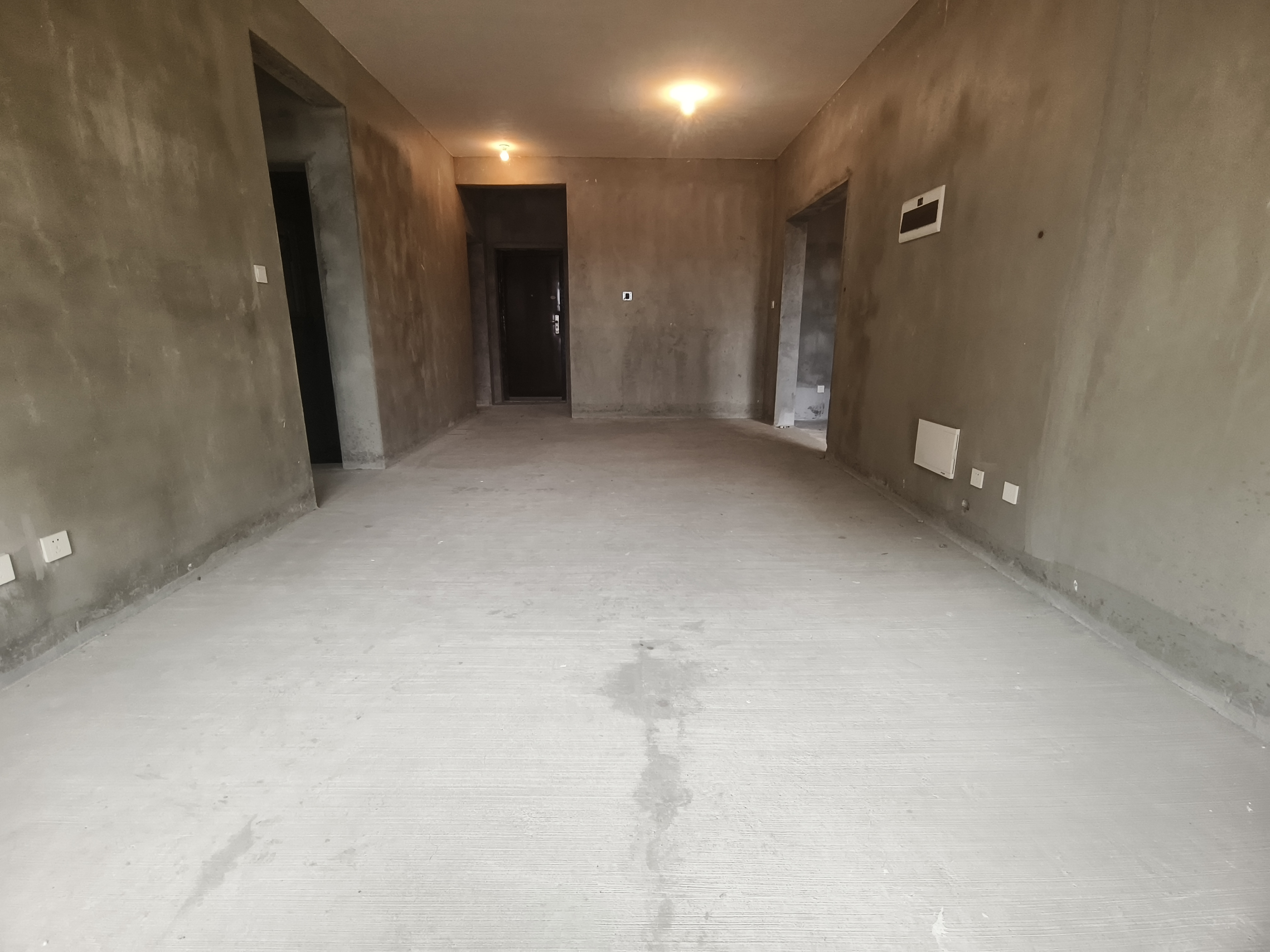 绵阳三汇英郡，3室2厅1卫，73.00㎡，毛坯，售价91.00万 绵阳二手房