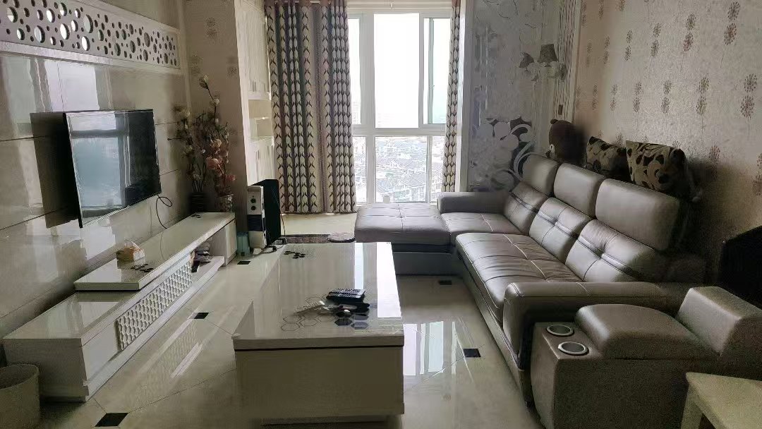 绵阳典汇国际，2室2厅1卫，85㎡，租金1300元/月 绵阳租房