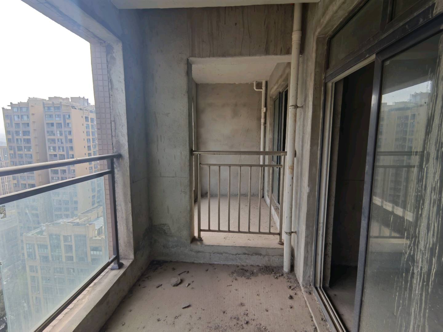 绵阳安州区 欧洲花园 清水房 可以做三室 价格可谈 看房预约 绵阳二手房