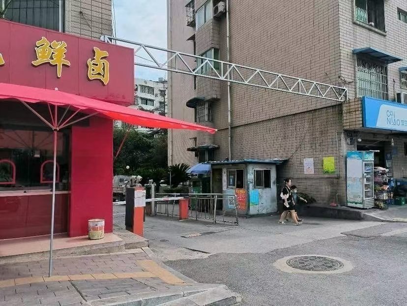 绵阳凯厦花园，2室2厅1卫，88㎡，售价38万 绵阳二手房