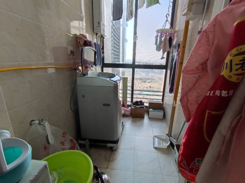 绵阳华润中央公园，2室2厅1卫，73㎡，精装，售价68万 绵阳二手房