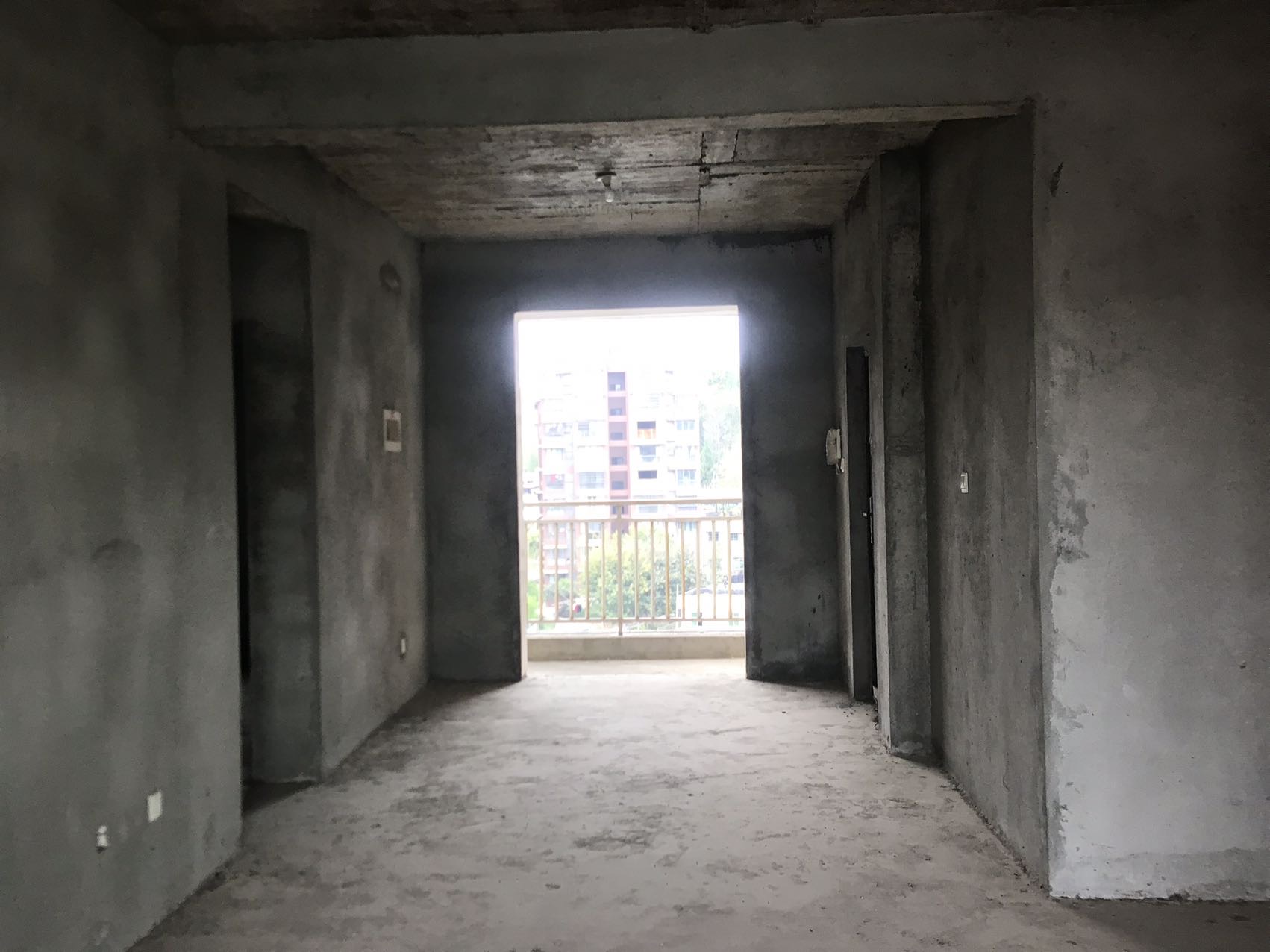 绵阳宏丰时代明典，3室1厅2卫，106㎡，毛坯，售价50万 绵阳二手房