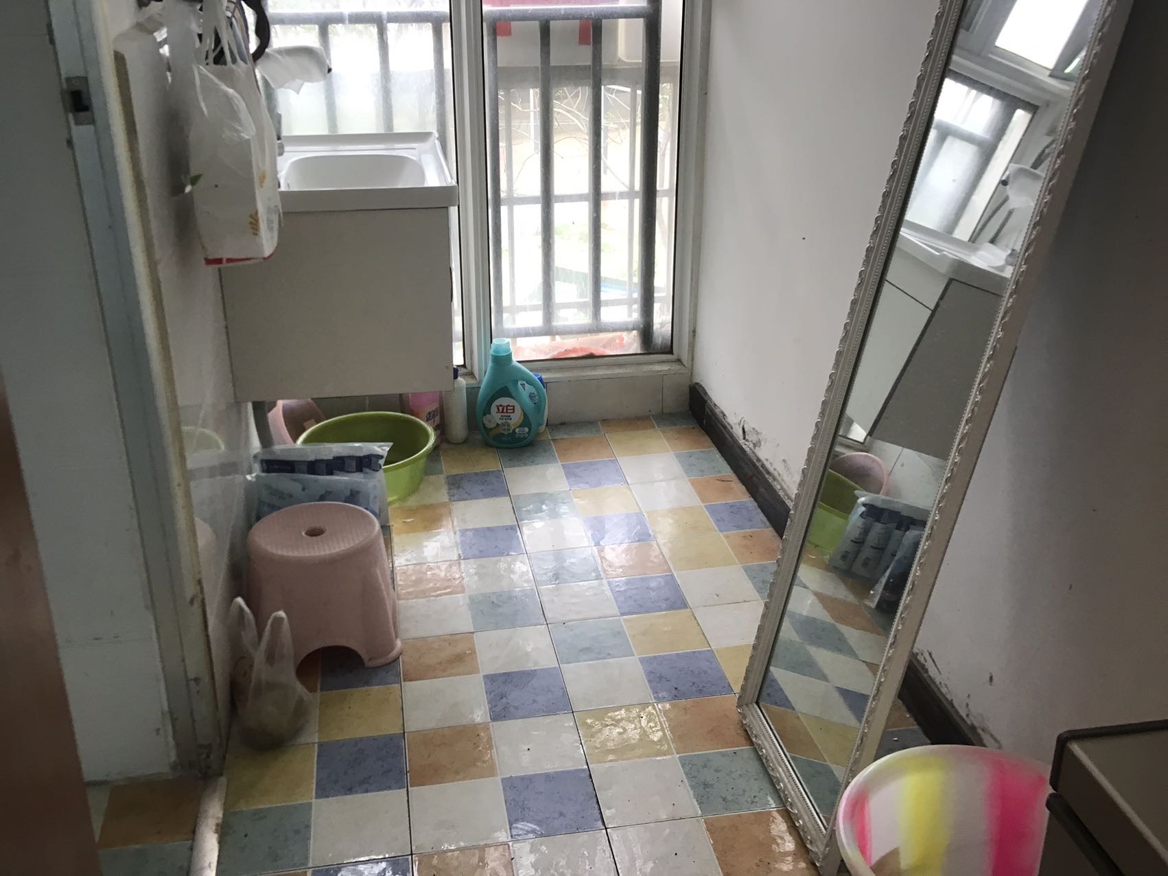 绵阳亚川桂丰御景，2室2厅1卫，81㎡，售价37万 绵阳租房