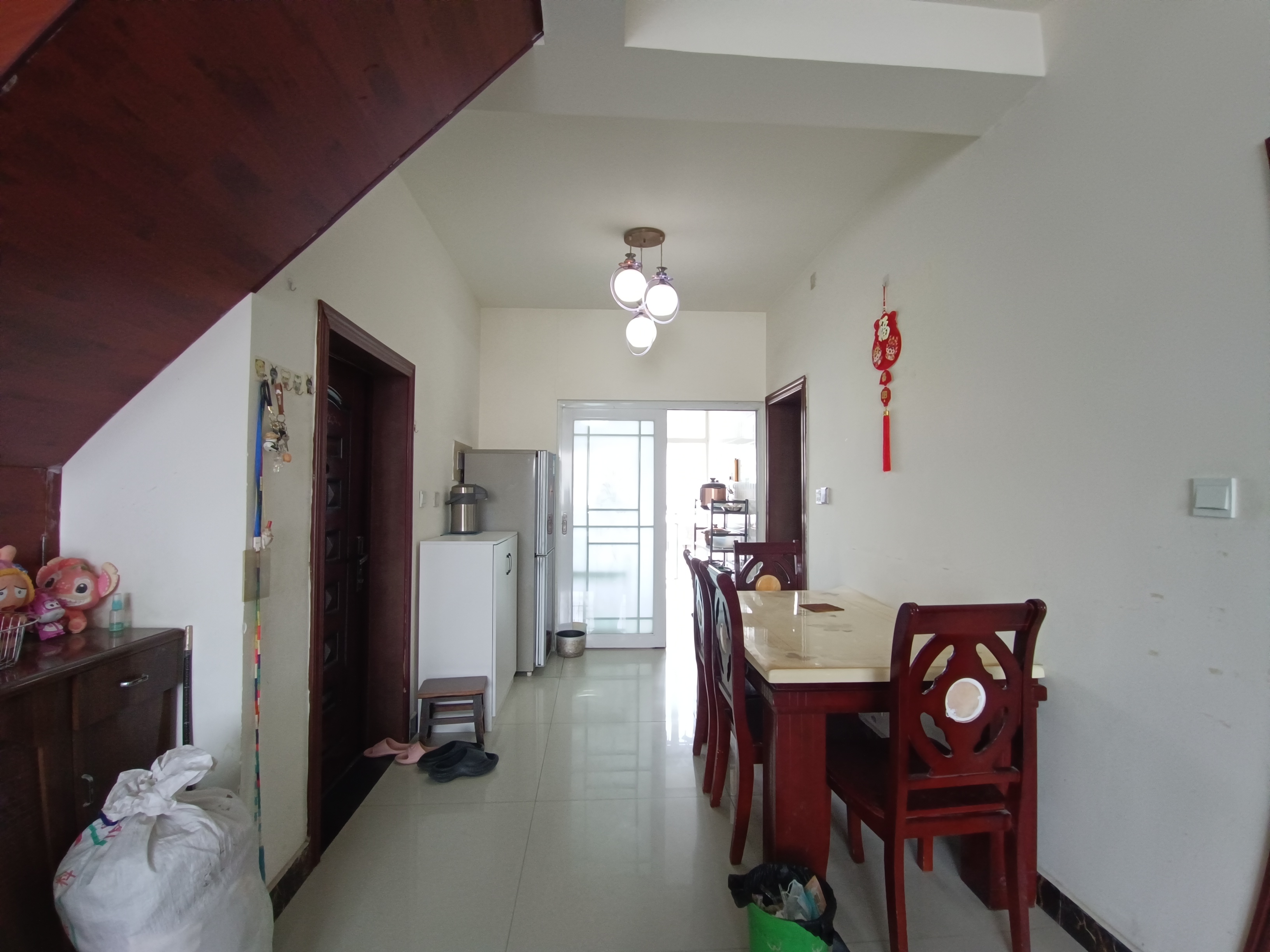 绵阳福泽源小区，装修四房，顶跃带露台，满二，拎包入住，121㎡，售价56万 绵阳二手房