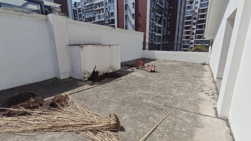 绵阳聚贤山庄，4室2厅2卫，125㎡，毛坯，售价115万 绵阳二手房