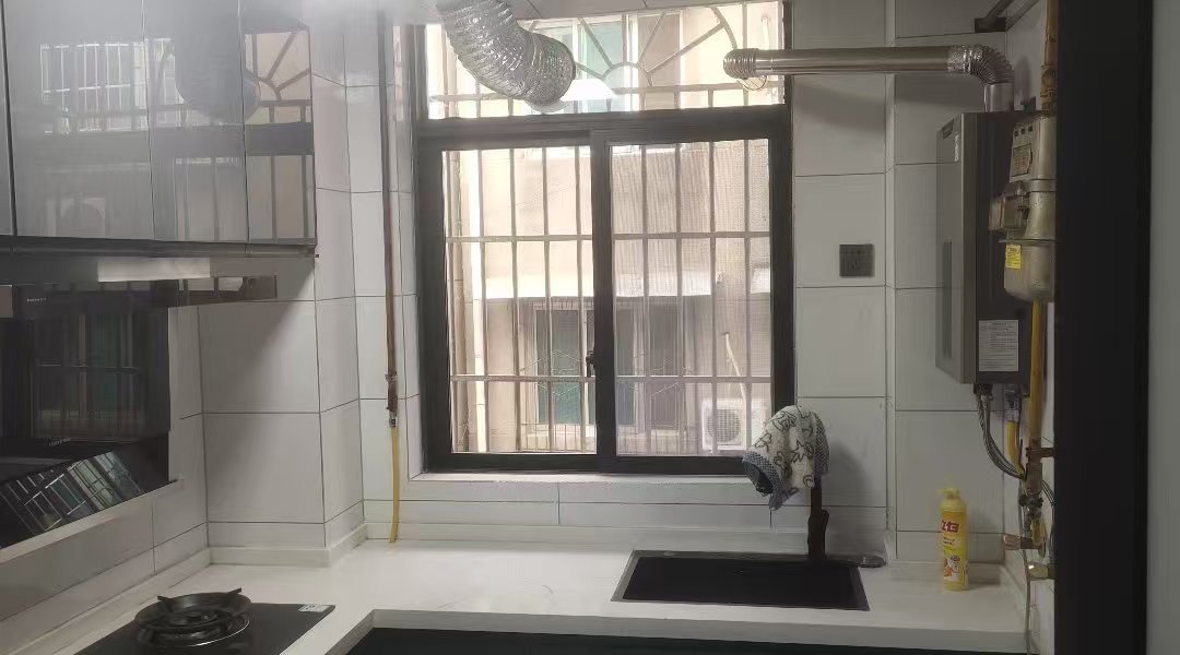 绵阳新华厂家属区，2室2厅1卫，92.00㎡，售价66.00万 绵阳二手房