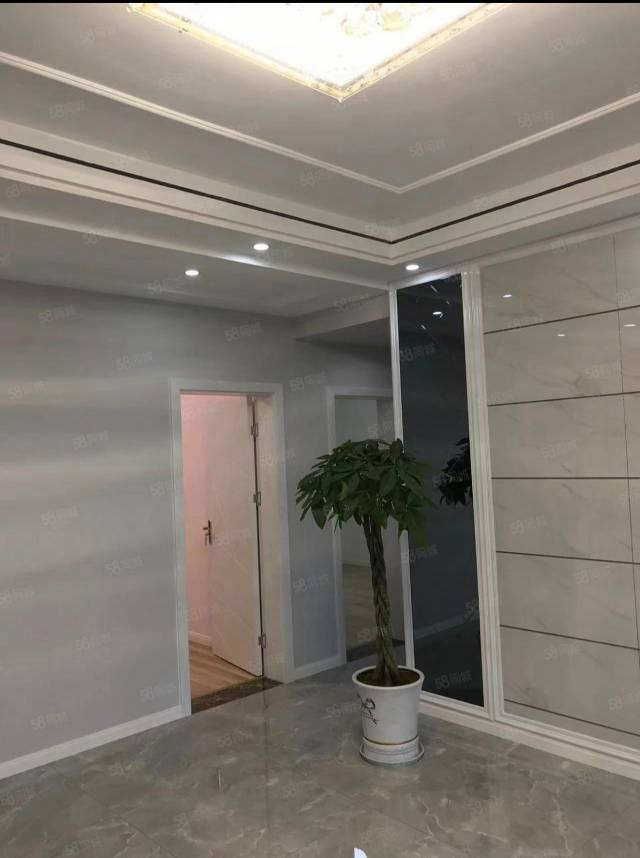 绵阳顺鑫凯旋城，3室2厅2卫，113.25㎡，售价89.9万 绵阳二手房