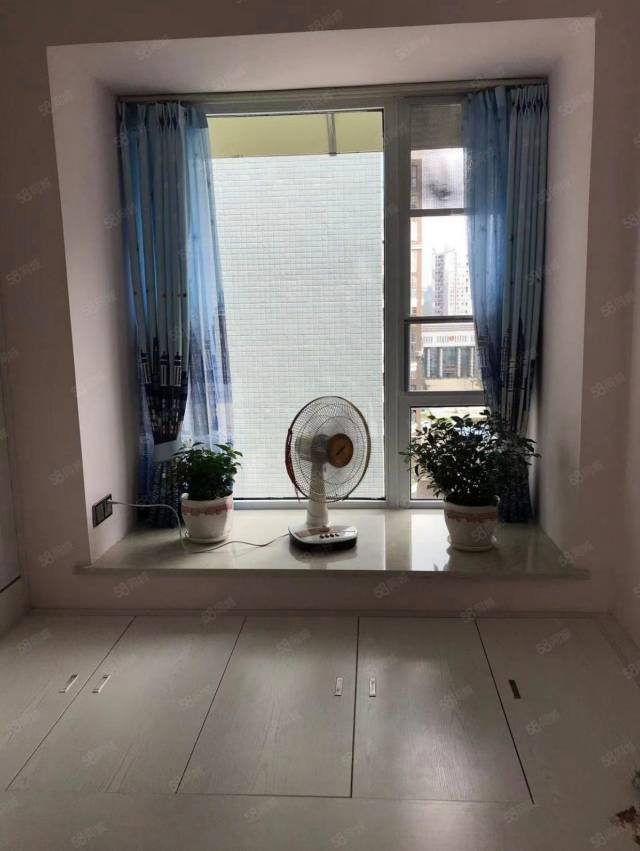 绵阳顺鑫凯旋城，3室2厅2卫，113.25㎡，售价89.9万 绵阳二手房