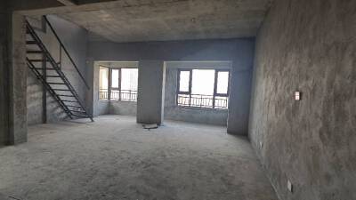 状元府邸，4室2厅2卫，140㎡，售价130万