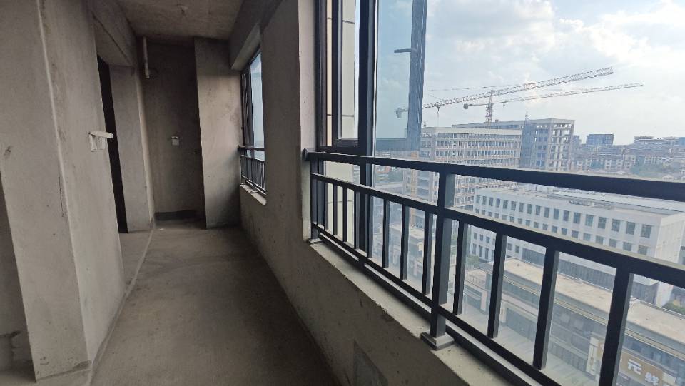 绵阳状元府邸，3室2厅1卫，94.5㎡，毛坯，售价88万 绵阳二手房