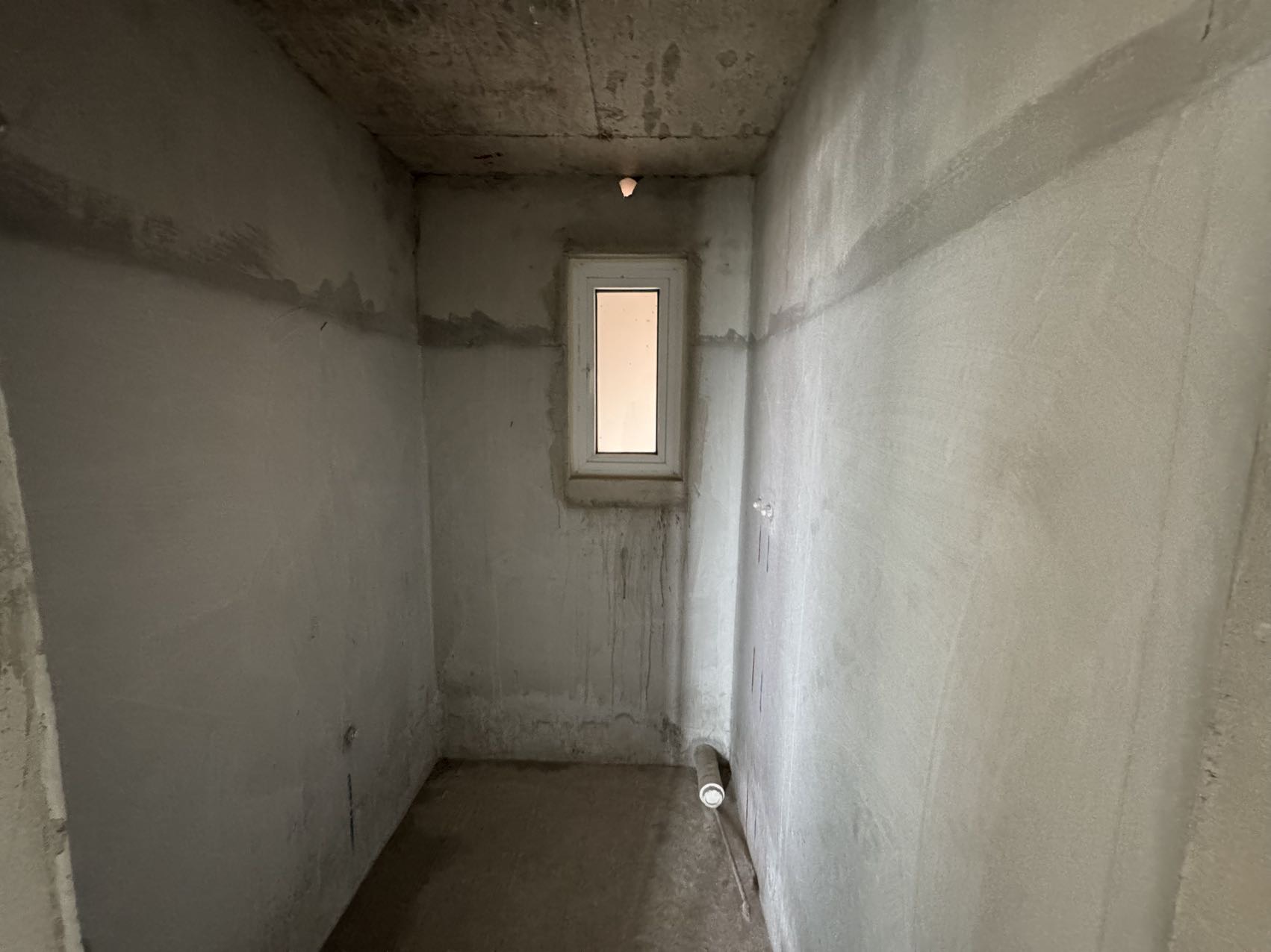 绵阳三汇英郡，4室2厅2卫，96㎡，毛坯，售价110万 绵阳二手房