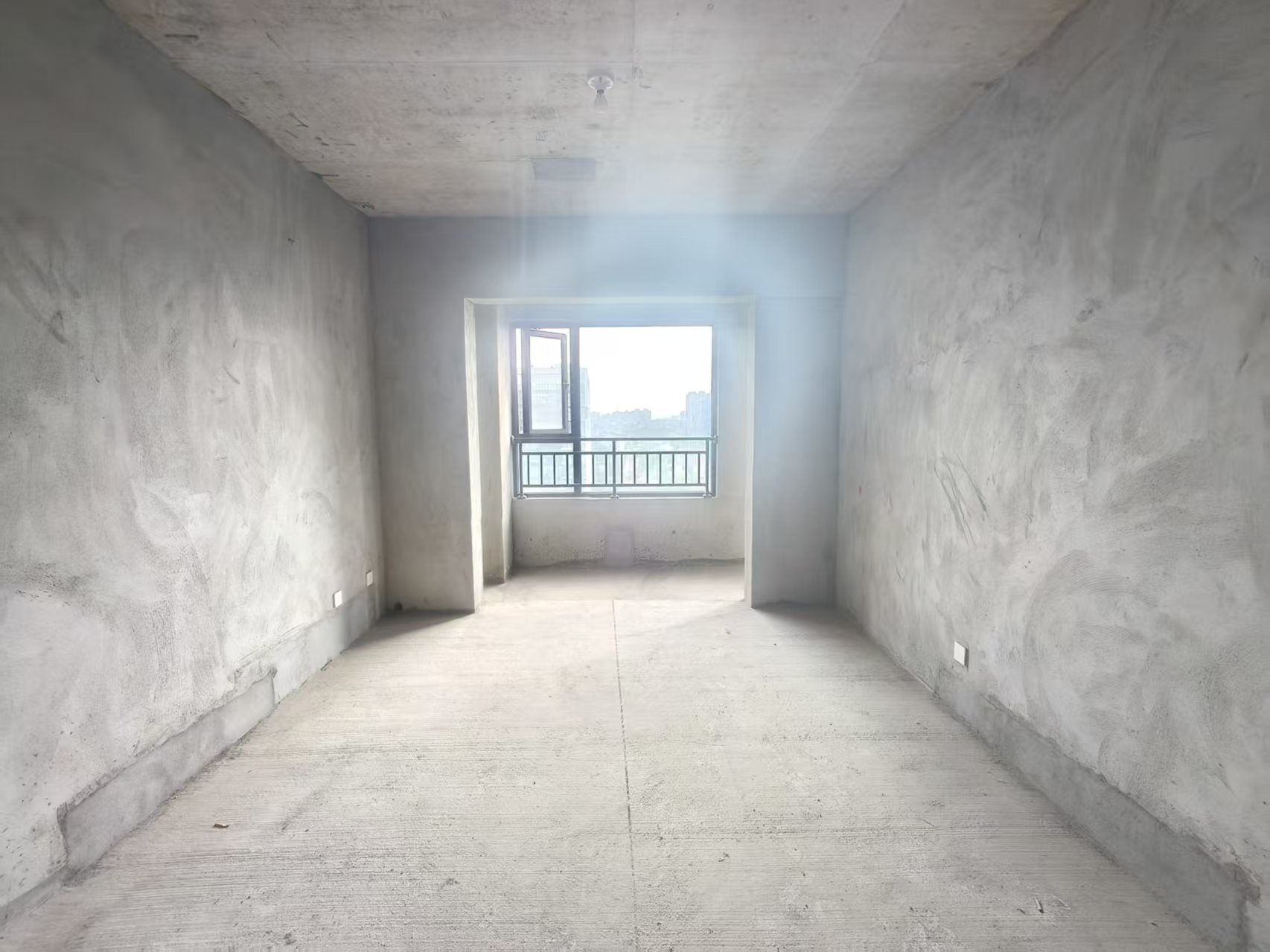 绵阳状元府邸，3室2厅1卫，93.53㎡，毛坯，售价96万 绵阳二手房