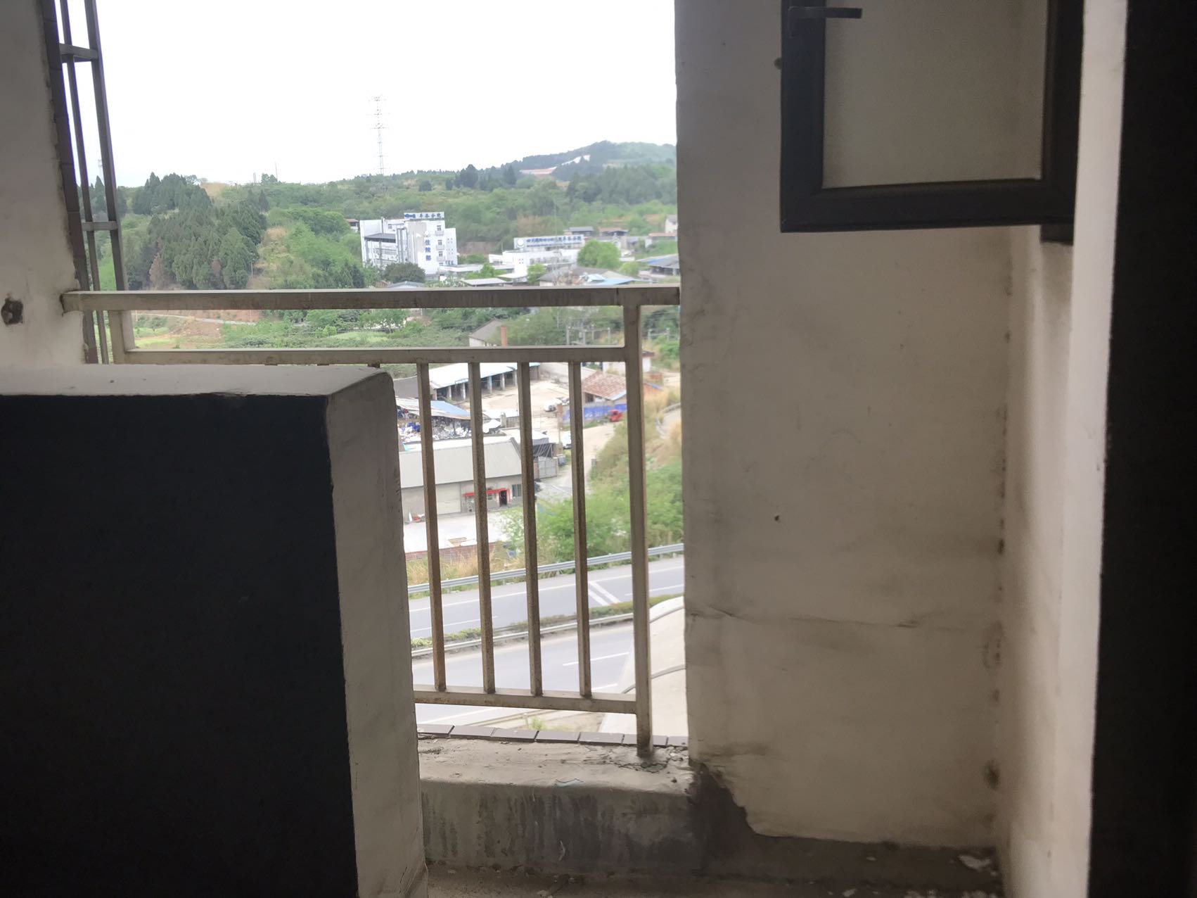 绵阳宏丰时代明典，3室2厅2卫，111.4㎡，售价40万 绵阳二手房