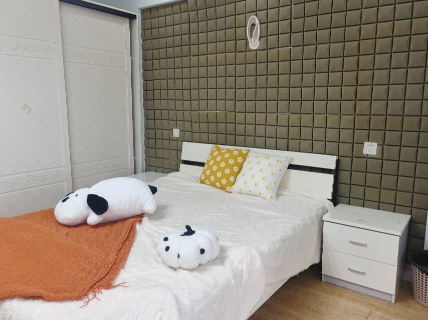 绵阳冠城一品，1室1厅1卫，42㎡，租金1400元/月 绵阳租房