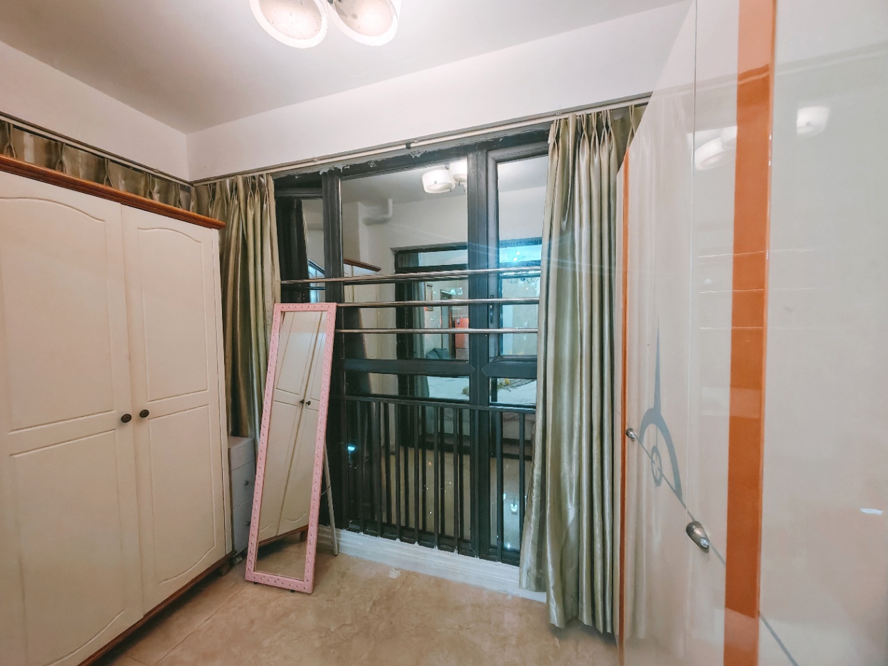 绵阳翠竹馨坐标，1室1厅1卫，39.00㎡，精装，租金1400.00元/月 绵阳二手房
