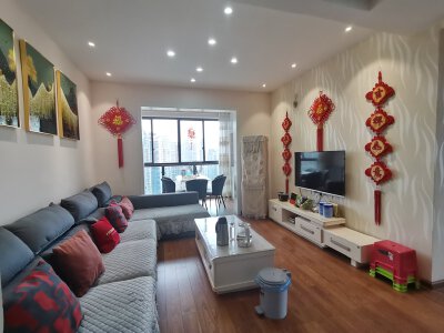顶跃三连跃.带露台花园.精装套四带书房.直接入住.