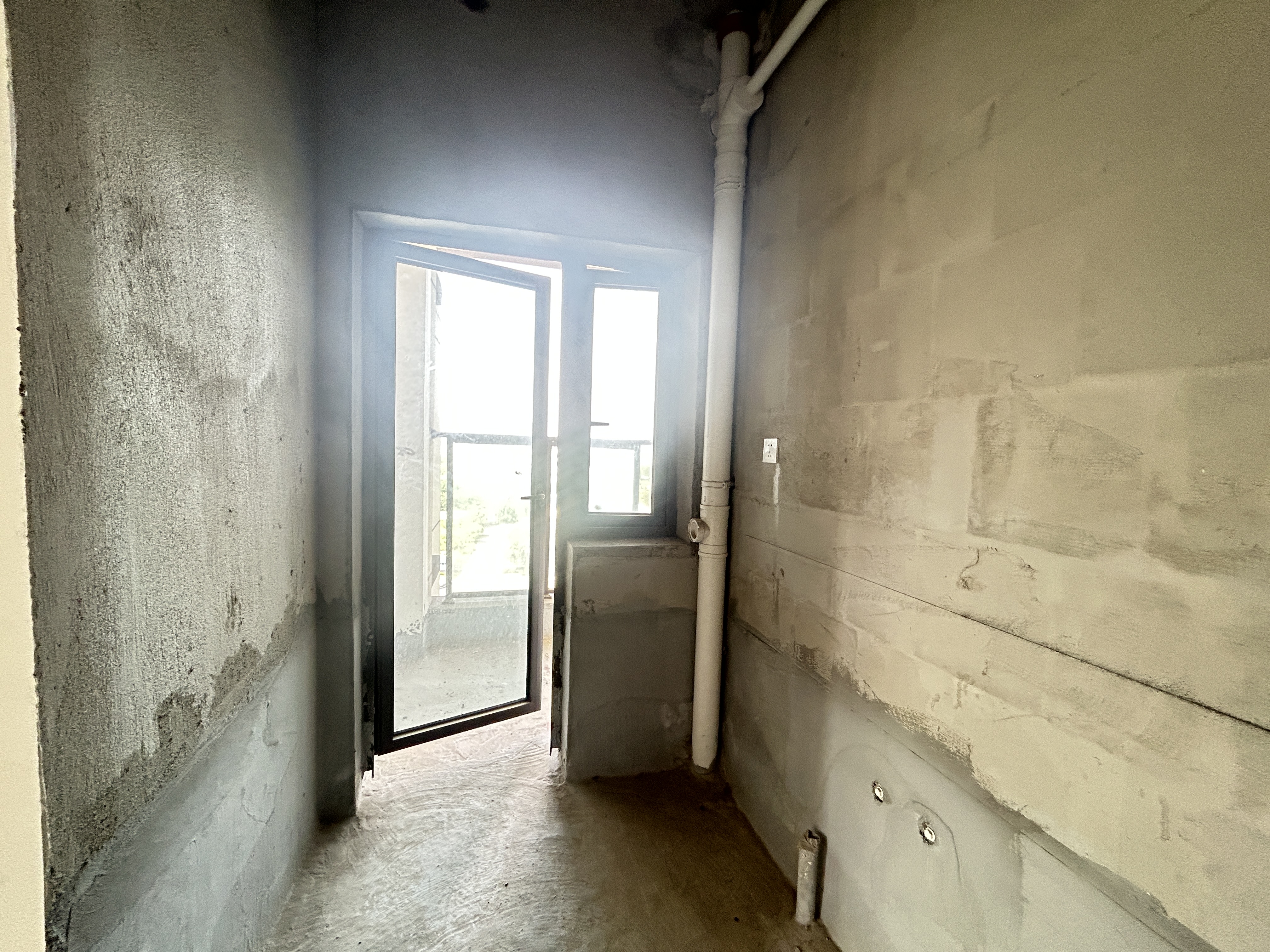 绵阳新亚锦云澜，3室2厅2卫，97.00㎡，毛坯，售价88.00万 绵阳二手房