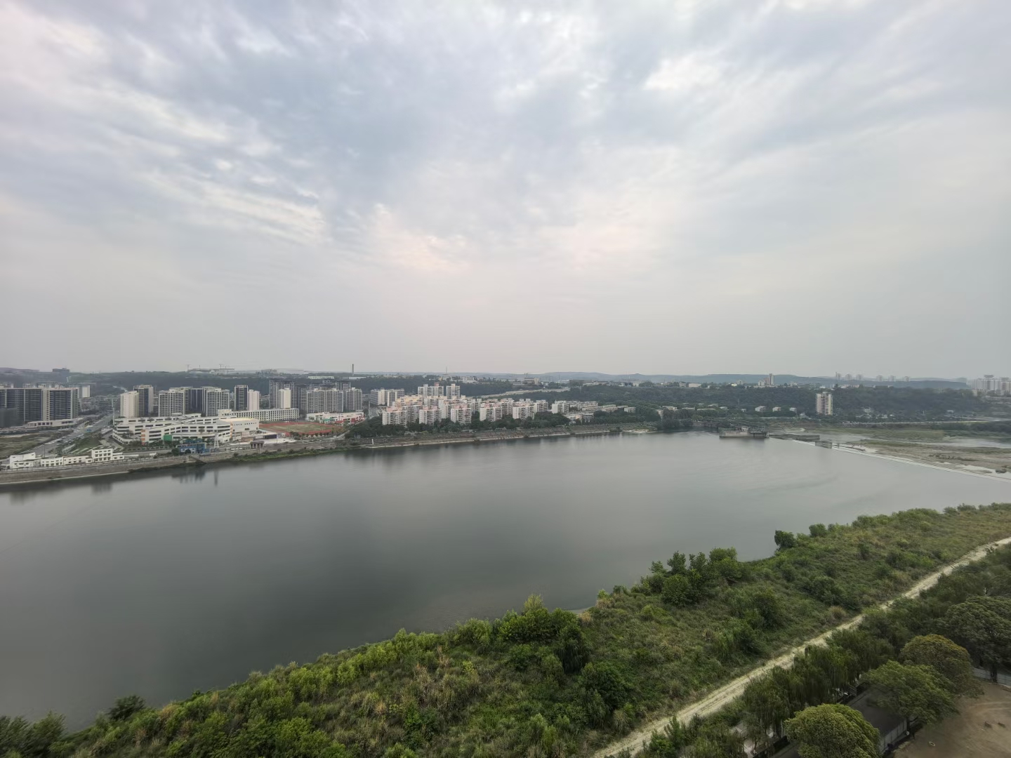 绵阳福星上江城C区，3室2厅1卫，88.92㎡，售价95万 绵阳二手房