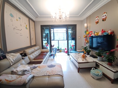 恒大翡翠华庭，3室2厅1卫，91㎡，售价90万