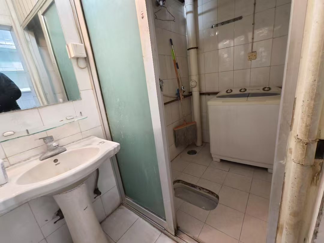 绵阳韩家脊社区，2室1厅1卫，58㎡，普装，售价33.80万 绵阳二手房