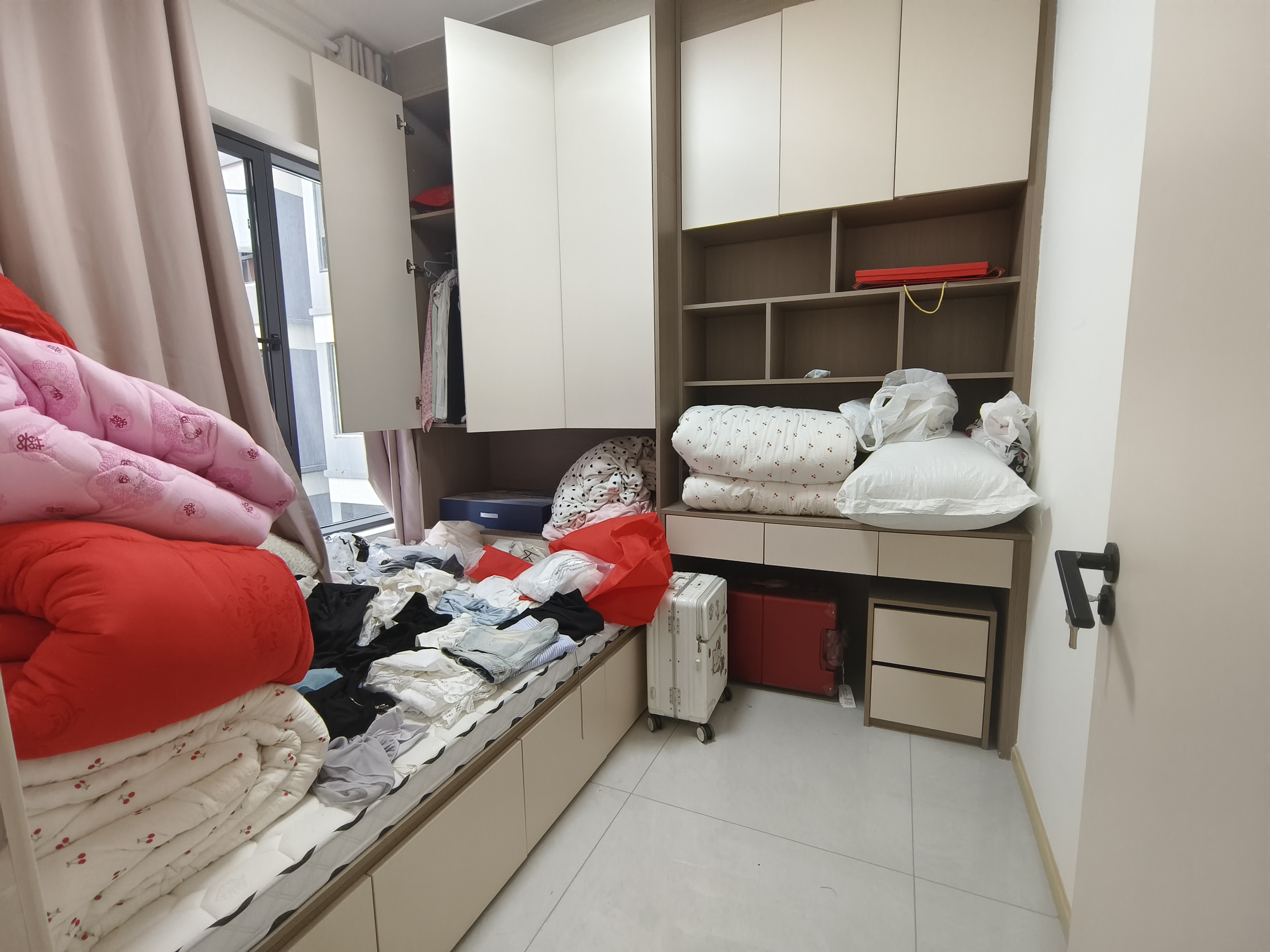 绵阳前后中庭  全新精装三房双卫 电梯小高层中层  随时看房 绵阳二手房