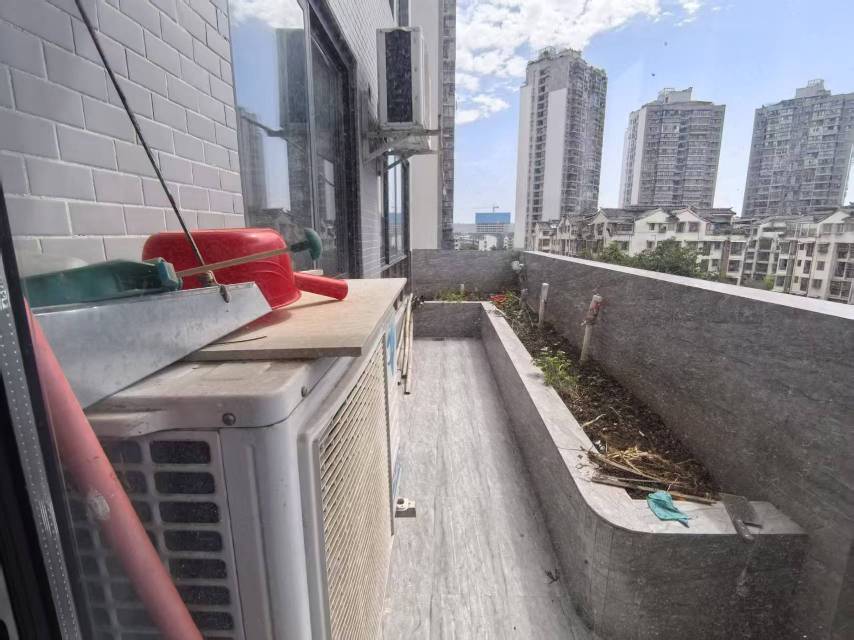 绵阳安州区 银都宝座三期 大两室带露台 出租 看房方便 绵阳租房