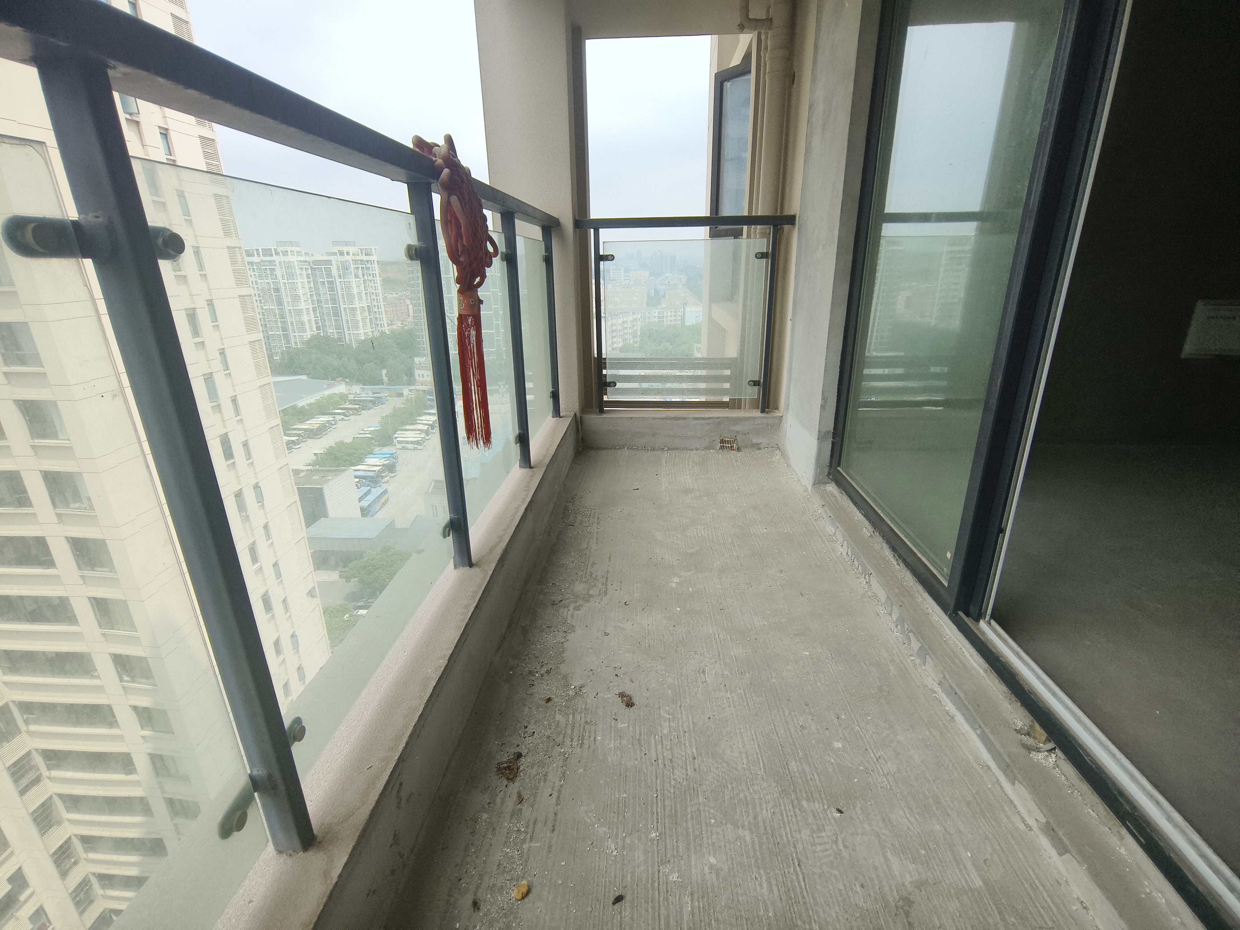 绵阳三汇四季公园，3室2厅2卫，97.74㎡，毛坯，售价88万 绵阳二手房