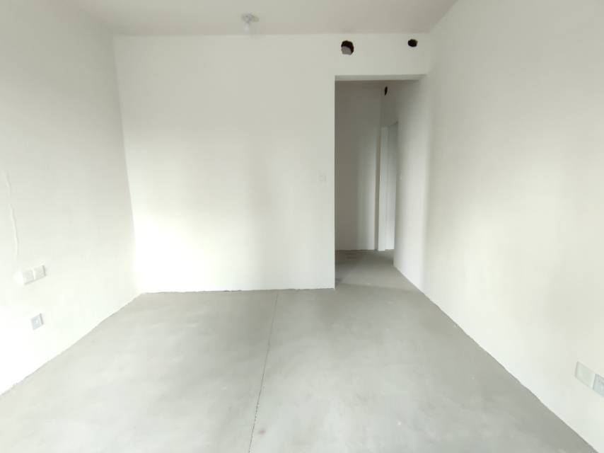 绵阳远大蔚蓝海岸，3室2厅2卫，118.00㎡，毛坯，售价75.00万 绵阳二手房