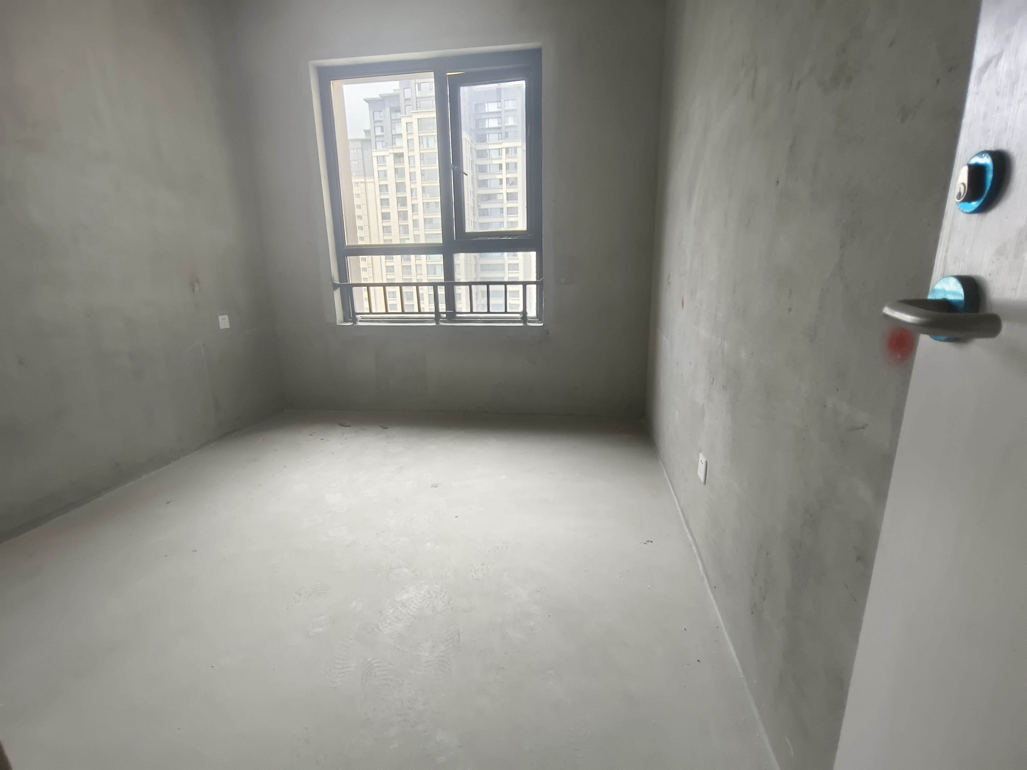 绵阳三汇四季公园，3室2厅2卫，97.74㎡，毛坯，售价88万 绵阳二手房