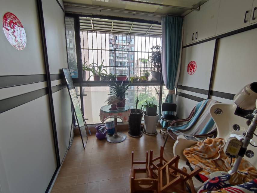 绵阳太阳城二期，2室2厅1卫，84㎡，普装，售价51万 绵阳二手房