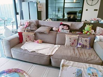 中梁壹号院（住），3室2厅2卫，113㎡，售价102万
