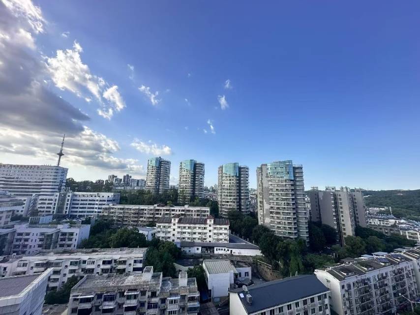 绵阳建工公寓，3室2厅1卫，71㎡，售价59.8万 绵阳二手房