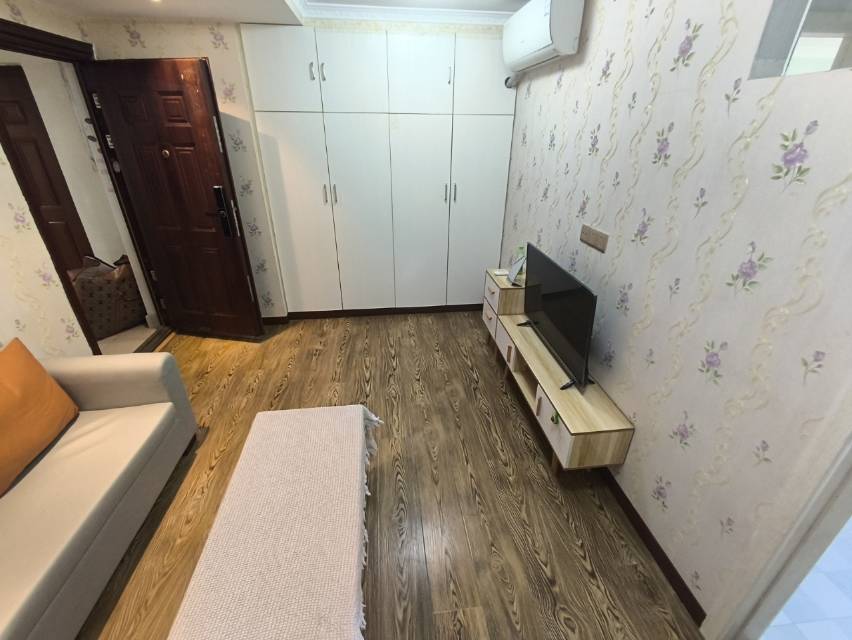 绵阳冠城一品，1室1厅1卫，41.00㎡，普装，租金1400元/月 绵阳租房