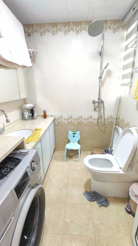 绵阳喜来公社，3室2厅2卫，110㎡，精装，售价110万 绵阳二手房